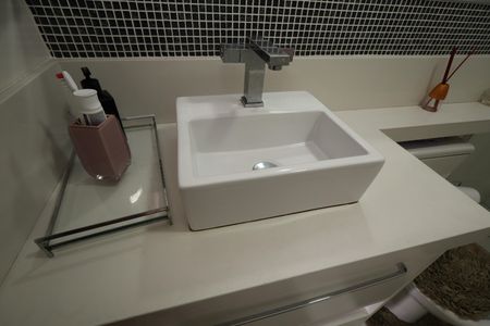 Apartamento à venda com 73m², 2 quartos e 1 vagaBanheiro