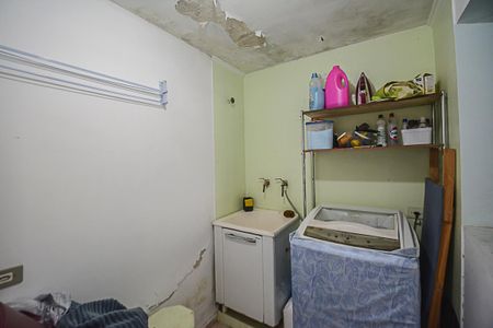 Casa à venda com 154m², 3 quartos e 2 vagasÁrea de Serviço