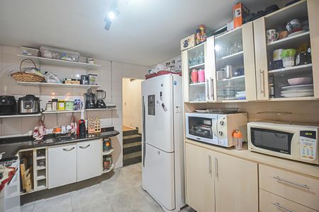 Casa à venda com 154m², 3 quartos e 2 vagasCozinha