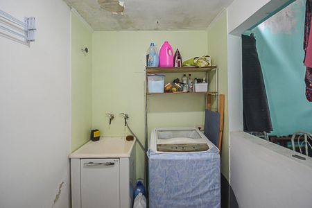 Casa à venda com 154m², 3 quartos e 2 vagasÁrea de Serviço