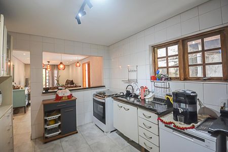 Casa à venda com 154m², 3 quartos e 2 vagasCozinha