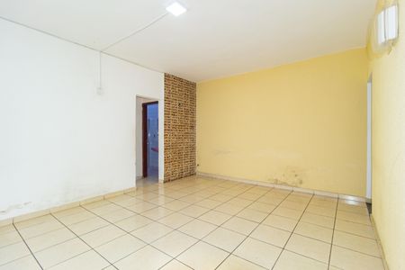 Sala de casa à venda com 4 quartos, 240m² em Mooca, São Paulo