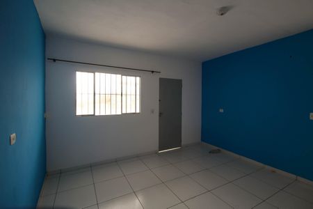 Sala de casa para alugar com 3 quartos, 110m² em Vila Antonieta, São Paulo