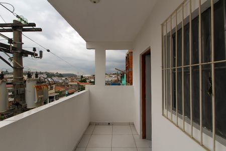 Varanda de casa para alugar com 3 quartos, 110m² em Vila Antonieta, São Paulo