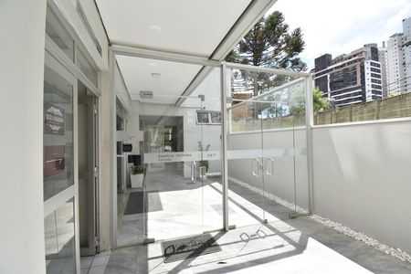 Fachada de apartamento à venda com 1 quarto, 34m² em Bigorrilho, Curitiba