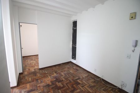 Sala de apartamento para alugar com 2 quartos, 40m² em Inconfidentes, Contagem