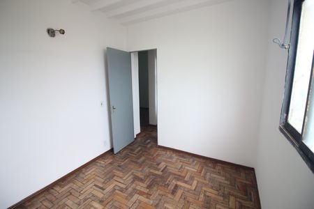 Quarto 2 de apartamento para alugar com 2 quartos, 40m² em Inconfidentes, Contagem