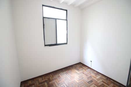 Quarto 1 de apartamento para alugar com 2 quartos, 40m² em Inconfidentes, Contagem
