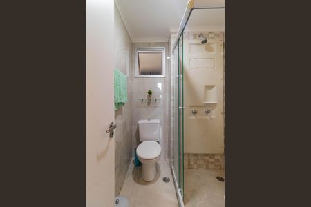 Apartamento para alugar com 65m², 2 quartos e 2 vagas Apartamento para alugar com 65m², 2 quartos e 2 vagasBanheiro