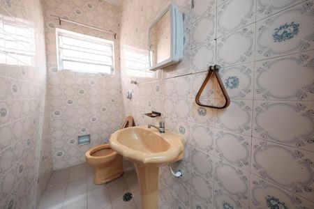 Casa para alugar com 130m², 4 quartos e 2 vagasLavabo