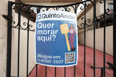 Casa para alugar com 130m², 4 quartos e 2 vagasFachada