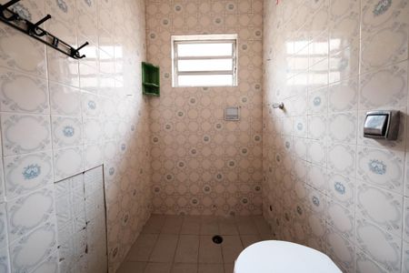 Casa para alugar com 130m², 4 quartos e 2 vagasBanheiro