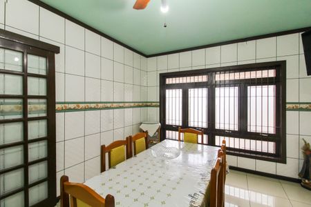 Casa à venda com 270m², 3 quartos e 2 vagasCozinha