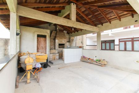 Casa à venda com 270m², 3 quartos e 2 vagasÁrea externa