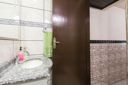 Casa à venda com 270m², 3 quartos e 2 vagasBanheiro 1