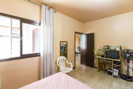 Casa à venda com 270m², 3 quartos e 2 vagasQuarto 1