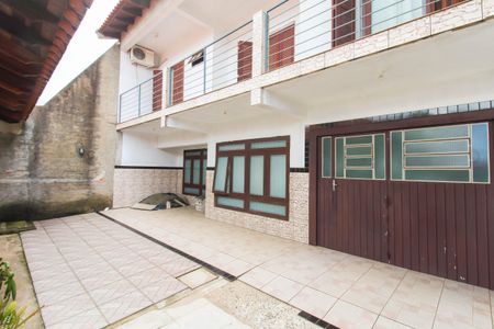 Casa à venda com 270m², 3 quartos e 2 vagasÁrea externa