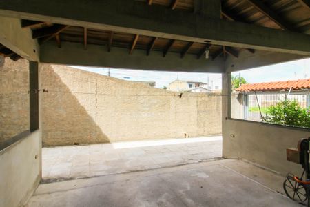 Casa à venda com 270m², 3 quartos e 2 vagasÁrea externa