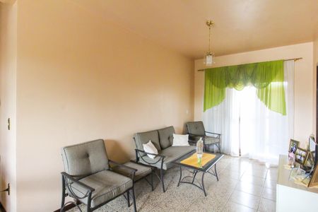 Casa à venda com 270m², 3 quartos e 2 vagasSala 2