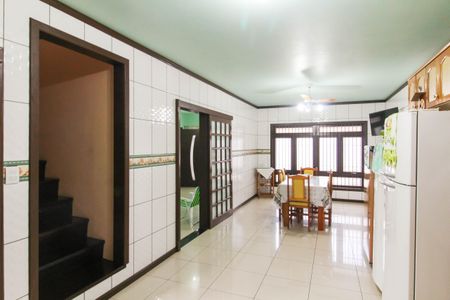 Casa à venda com 270m², 3 quartos e 2 vagasCozinha