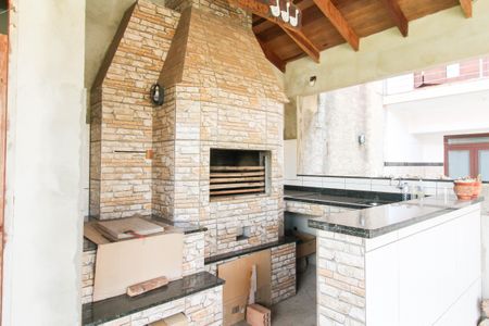 Casa à venda com 270m², 3 quartos e 2 vagasÁrea externa