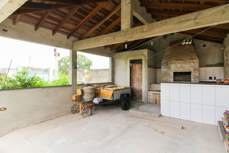 Casa à venda com 270m², 3 quartos e 2 vagasÁrea externa