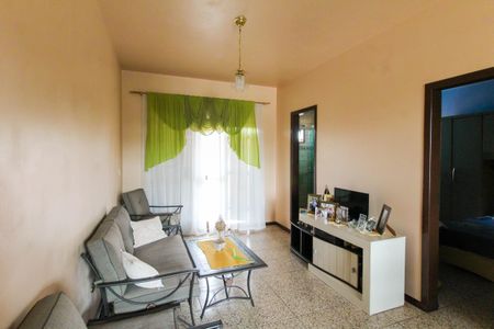 Casa à venda com 270m², 3 quartos e 2 vagasSala 2