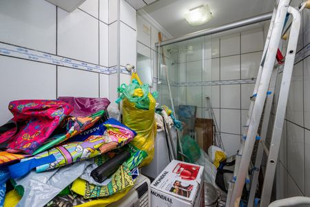 Apartamento à venda com 69m², 3 quartos e 1 vaga Apartamento à venda com 69m², 3 quartos e 1 vagaBanheiro de serviço