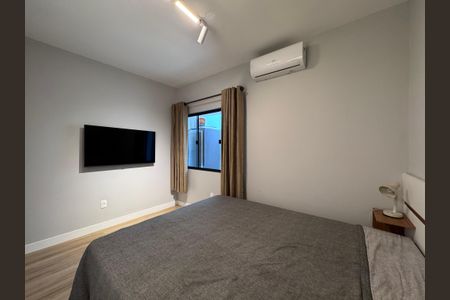 Casa de condomínio para alugar com 168m², 3 quartos e 2 vagas Casa de condomínio para alugar com 168m², 3 quartos e 2 vagasQuarto 1