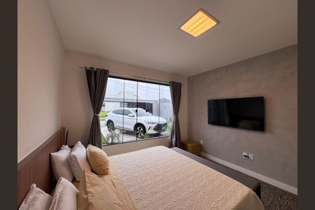 Casa de condomínio para alugar com 168m², 3 quartos e 2 vagas Casa de condomínio para alugar com 168m², 3 quartos e 2 vagasSuíte