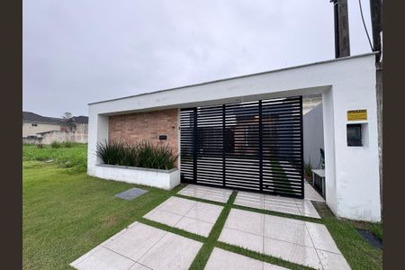 Casa de condomínio para alugar com 168m², 3 quartos e 2 vagas Casa de condomínio para alugar com 168m², 3 quartos e 2 vagasFachada