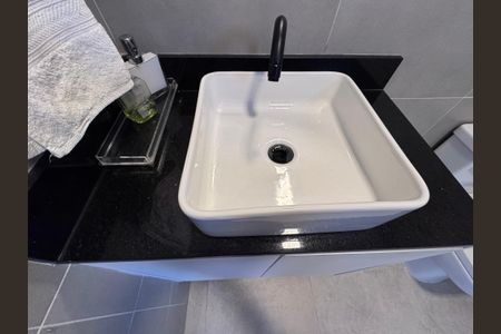 Casa de condomínio para alugar com 168m², 3 quartos e 2 vagas Casa de condomínio para alugar com 168m², 3 quartos e 2 vagasÁrea externa - Lavabo