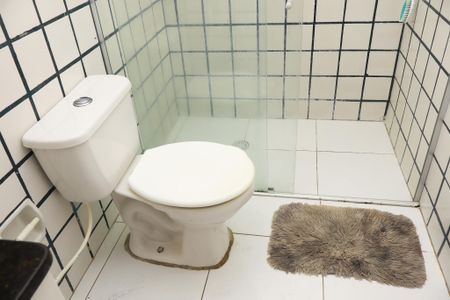 Casa para alugar com 250m², 6 quartos e 3 vagasBanheiro Social