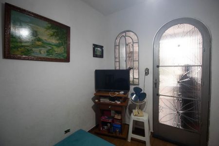 Casa à venda com 380m², 7 quartos e 2 vagas Casa à venda com 380m², 7 quartos e 2 vagasCasa 3 - Sala