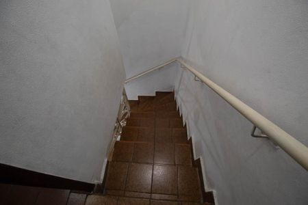 Casa à venda com 380m², 7 quartos e 2 vagas Casa à venda com 380m², 7 quartos e 2 vagasCasa 3 - Escada