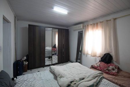 Casa à venda com 380m², 7 quartos e 2 vagas Casa à venda com 380m², 7 quartos e 2 vagasCasa 4 - Quarto 2