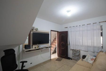 Casa à venda com 380m², 7 quartos e 2 vagas Casa à venda com 380m², 7 quartos e 2 vagasCasa 2 - Sala