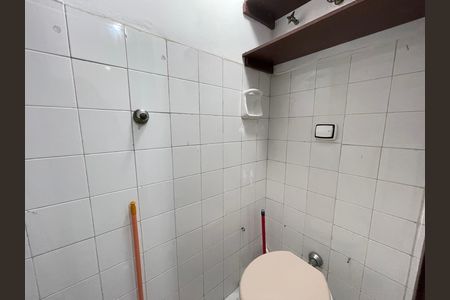 Apartamento para alugar com 70m², 2 quartos e 1 vaga Apartamento para alugar com 70m², 2 quartos e 1 vagaBanheiro 2