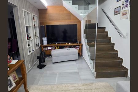 Casa de condomínio para alugar com 90m², 3 quartos e 1 vagaSala