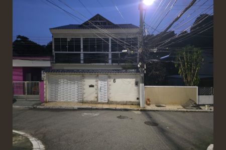 Casa de condomínio para alugar com 90m², 3 quartos e 1 vagaFachada