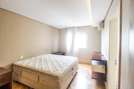 Apartamento para alugar com 180m², 3 quartos e 3 vagasSuíte 1