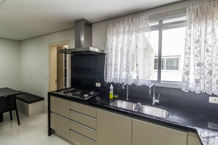 Apartamento para alugar com 180m², 3 quartos e 3 vagasCozinha
