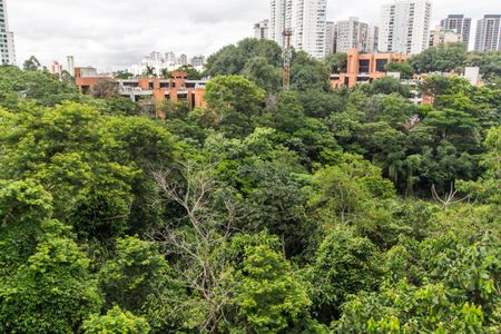 Apartamento para alugar com 180m², 3 quartos e 3 vagasVista