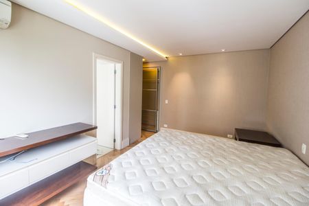 Apartamento para alugar com 180m², 3 quartos e 3 vagasSuíte 1
