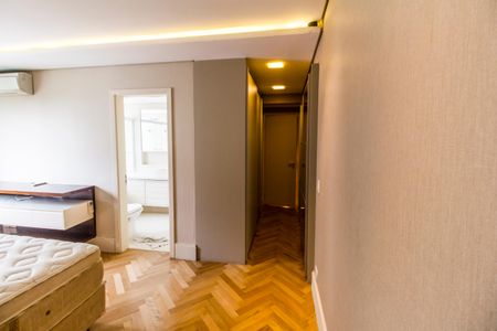 Apartamento para alugar com 180m², 3 quartos e 3 vagasSuíte 1