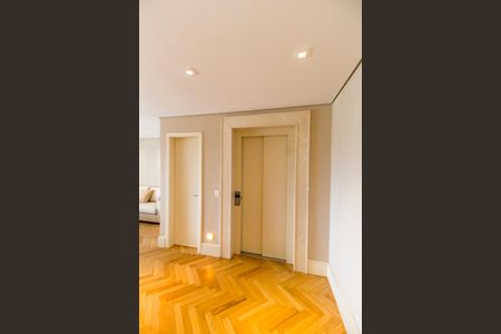 Apartamento para alugar com 180m², 3 quartos e 3 vagasEntrada