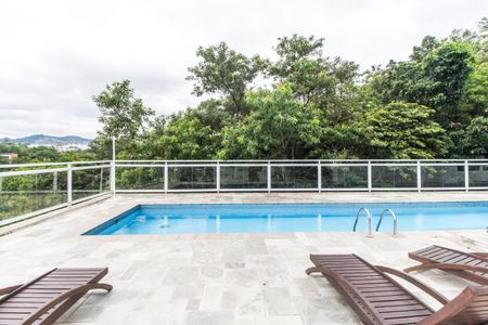 Apartamento para alugar com 180m², 3 quartos e 3 vagasPiscina