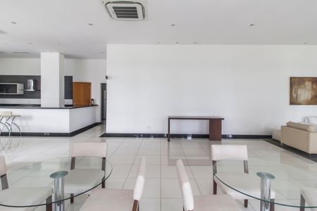 Apartamento para alugar com 180m², 3 quartos e 3 vagasÁrea comum - Salão de festas