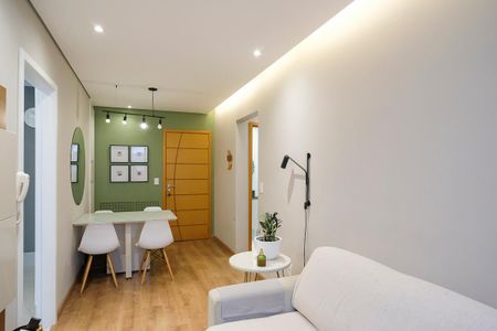 Apartamento para alugar com 79m², 3 quartos e 1 vagaSala