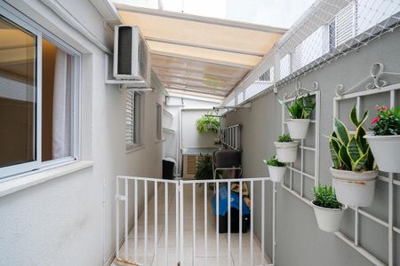 Apartamento para alugar com 79m², 3 quartos e 1 vagaVaranda